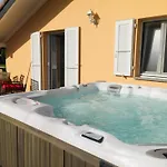 Oda ve Kahvaltı Mon Reve, Petit Dejeuner Bio, Jacuzzi