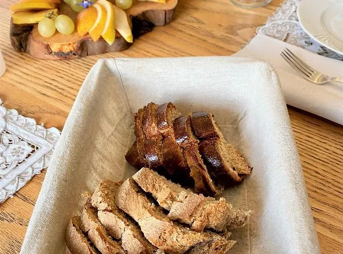 Couette-café Mon Rêve, Petit Déjeuner Bio, Jacuzzi