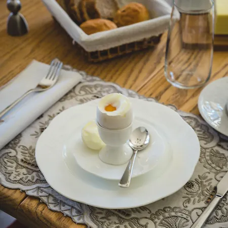 Mon Reve, Petit Dejeuner Bio, Jacuzzi