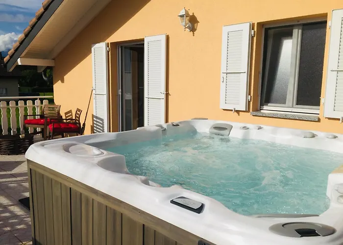 Bed & Breakfast Mon Reve, Petit Dejeuner Bio, Jacuzzi