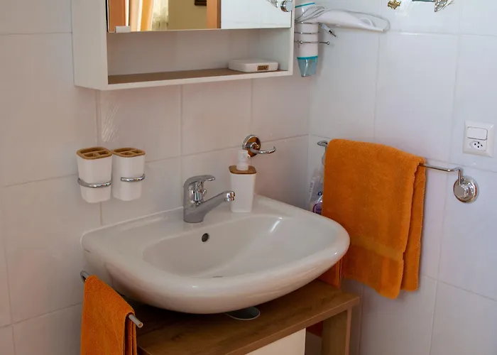 Mon Reve, Petit Dejeuner Bio, Jacuzzi Les Evouettes