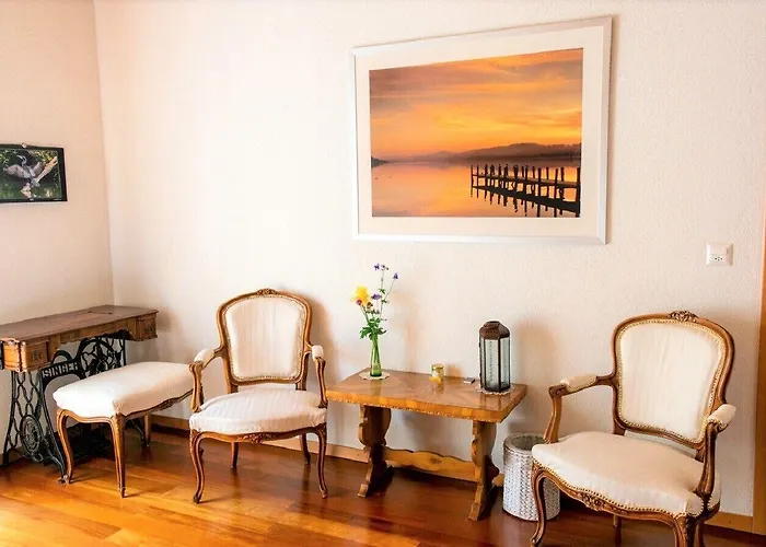 Mon Reve, Petit Dejeuner Bio, Jacuzzi Bed & Breakfast 3*